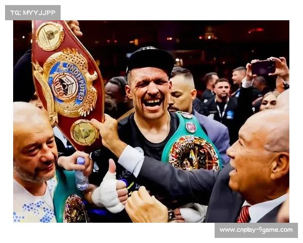 乌西克团队拒绝沃德利挑战，WBO称此为“有尊严的暂停”